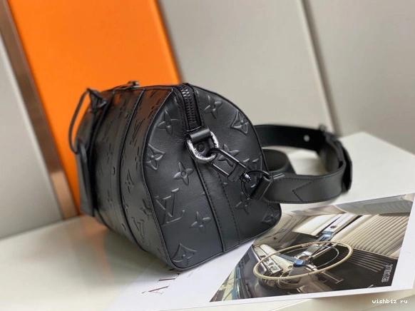 WIS KEEPALL CITY VUITTON LOUIS 0301